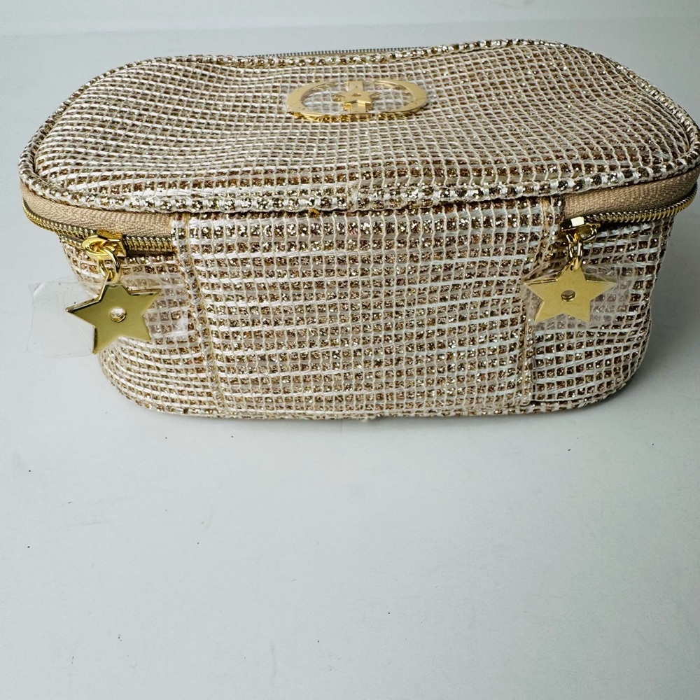 Christian Dior HOLIDAY 2025 GOLD Pouch/Clutch Limited Edition, Boxed and chain - Picture 7 of 9